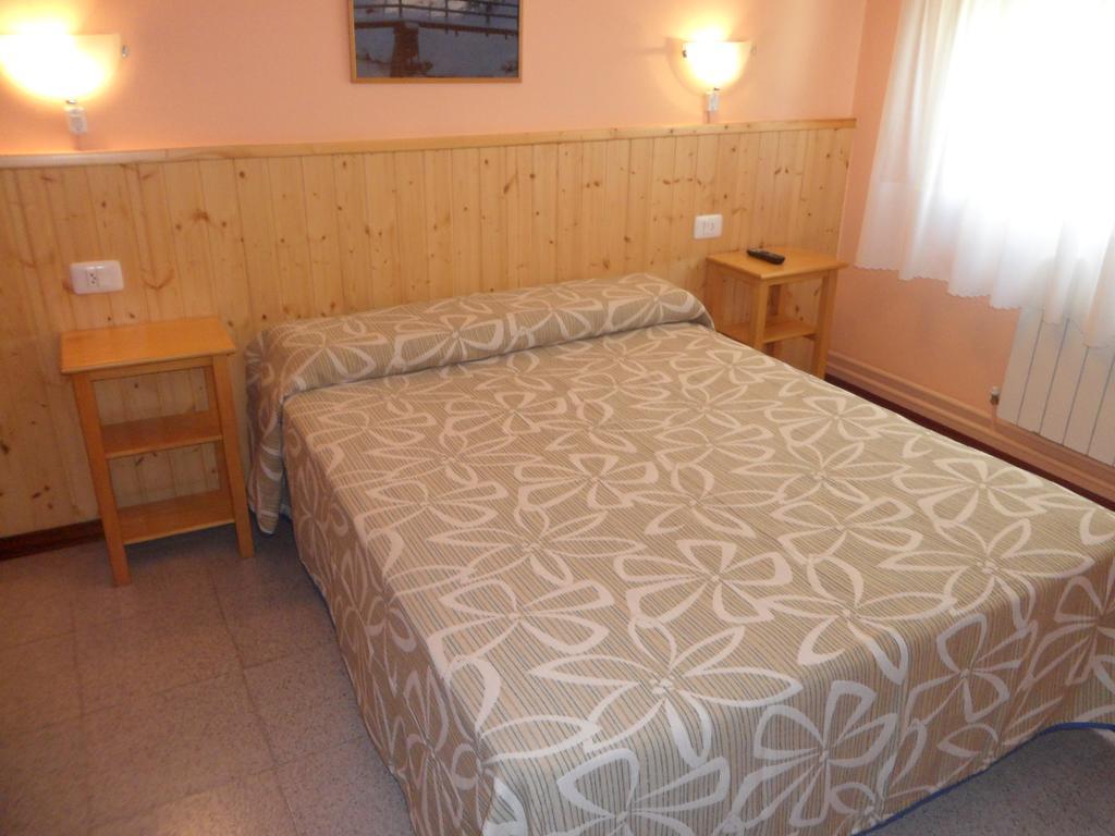 Hostal Alce Ξενοδοχείο Nigrán Εξωτερικό φωτογραφία